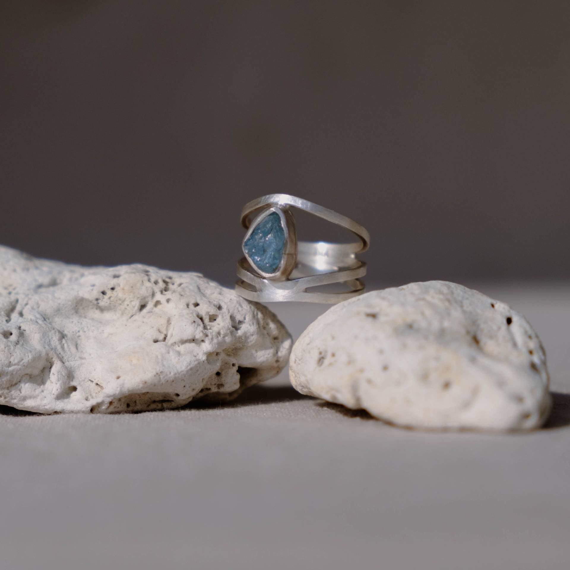 Anel Hórus Água-Marinha